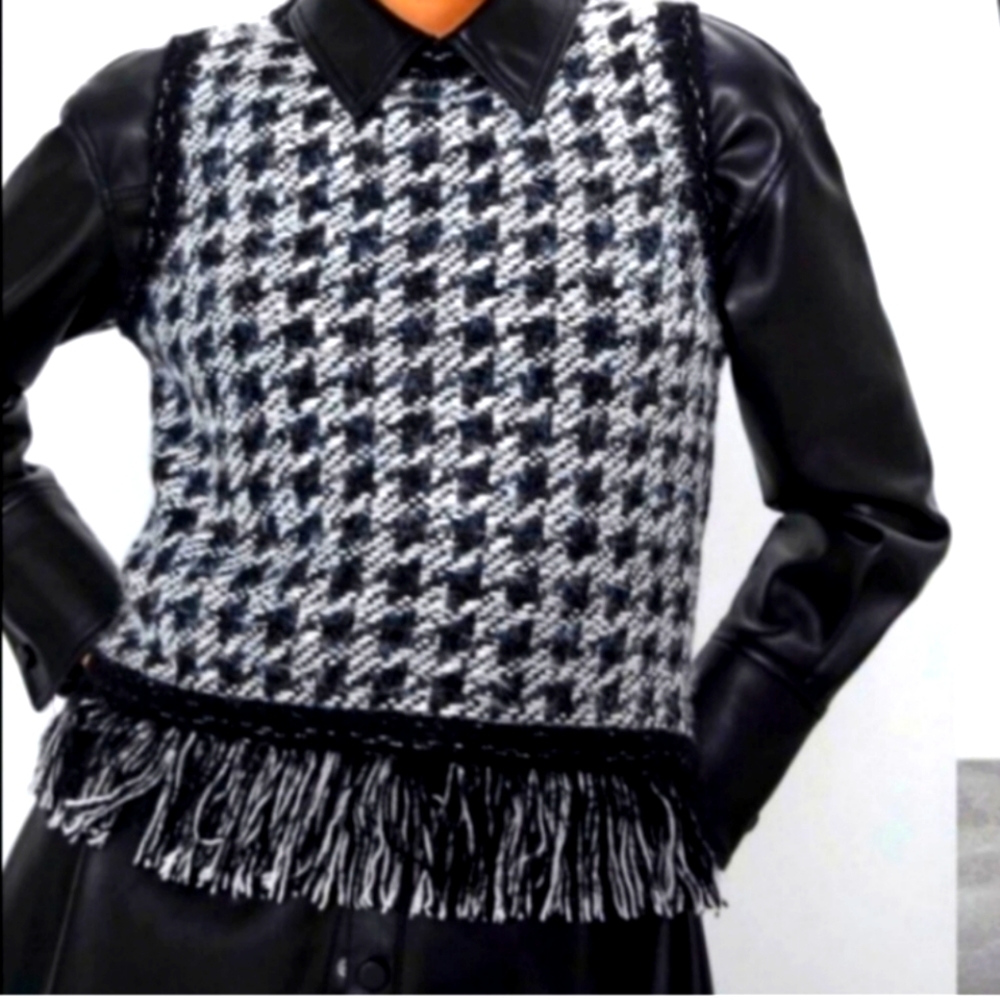 Zara vest,size L